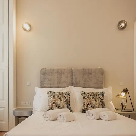Viterbo'8 - The Artists House Bed & Breakfast 2*